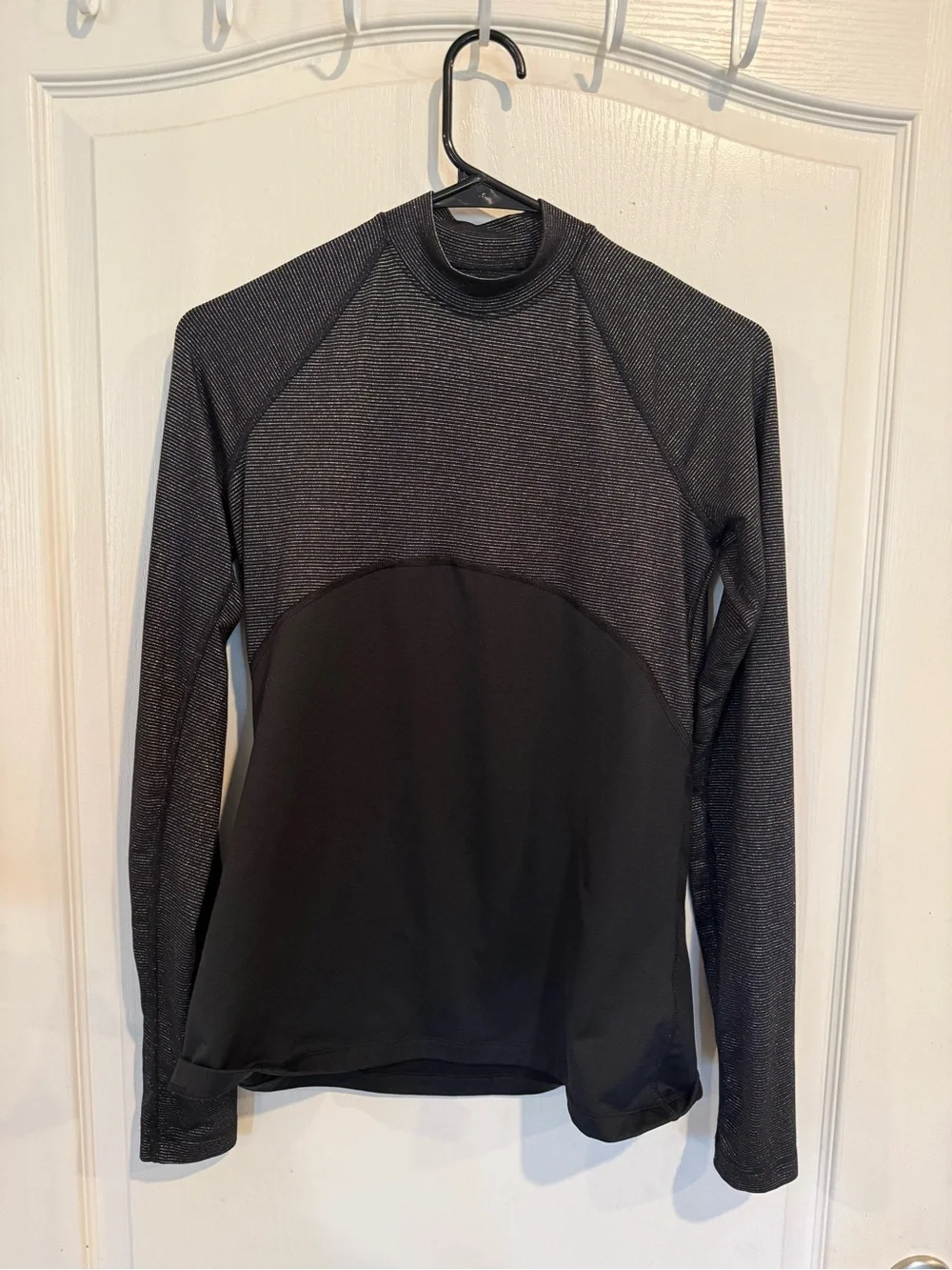 Nike Women’s Pro Warm Dri-FIT Long Sleeve Training Top Black Metallic medium